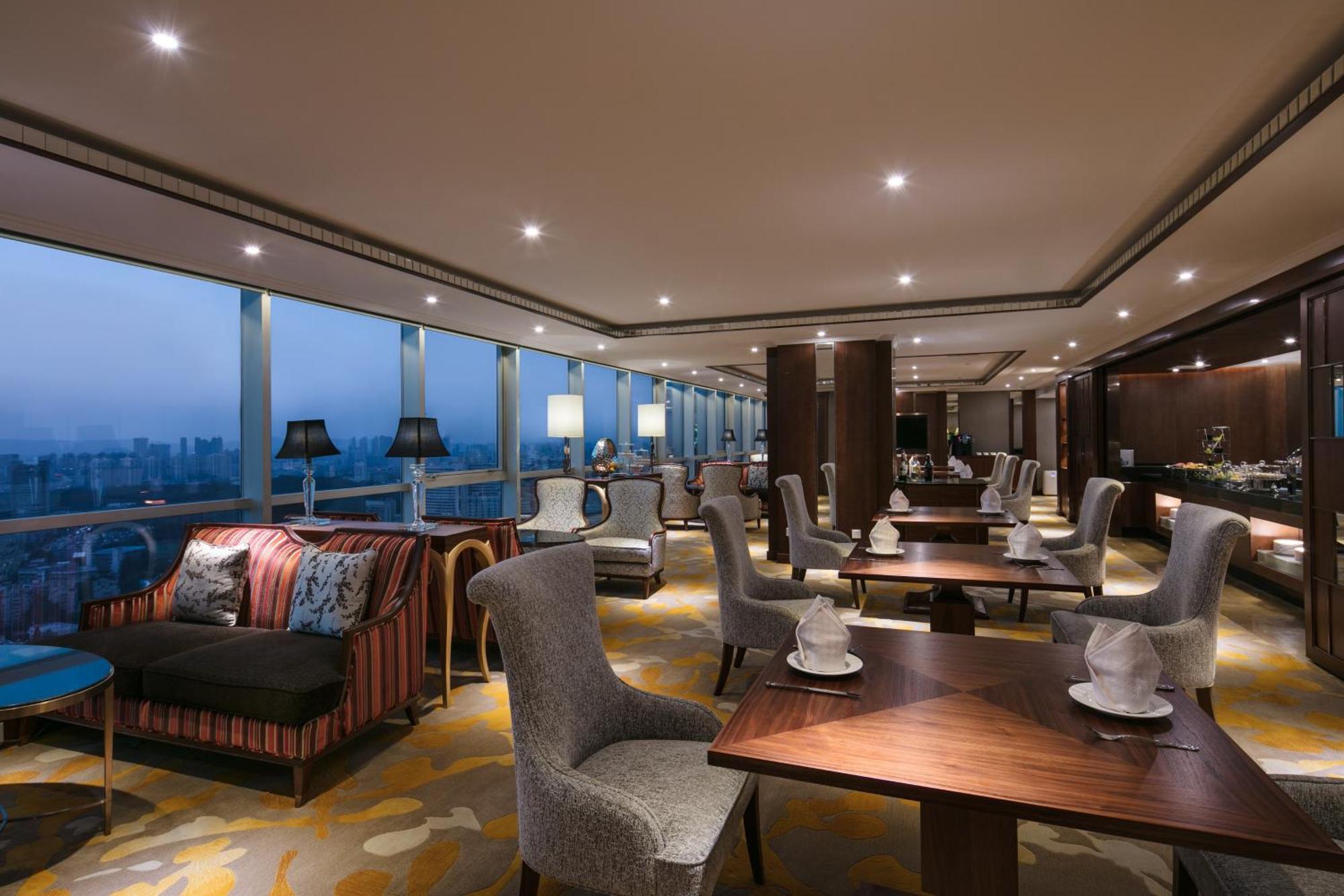 Sheraton Nanjing Kingsley Hotel & Towers Exterior foto